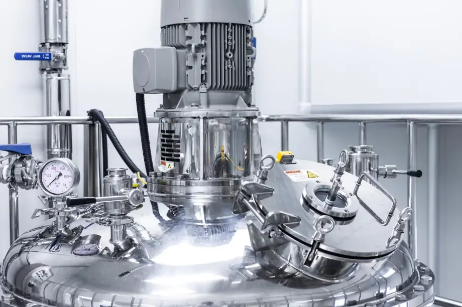 Alloy components